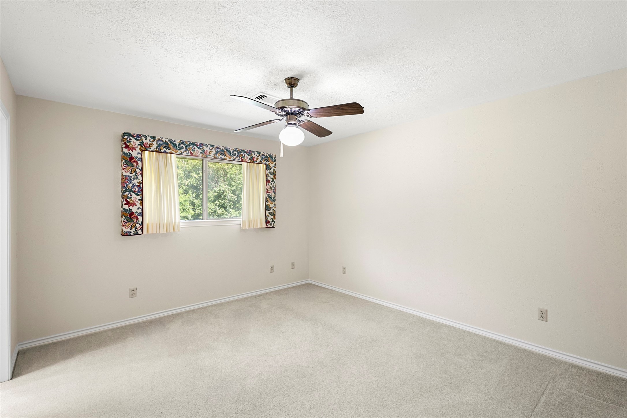 110 Cedar Drive Oak Leaf TX 75154