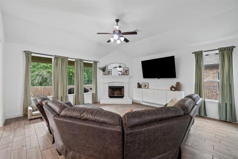 1068 Wildwood Drive Joshua TX 76058