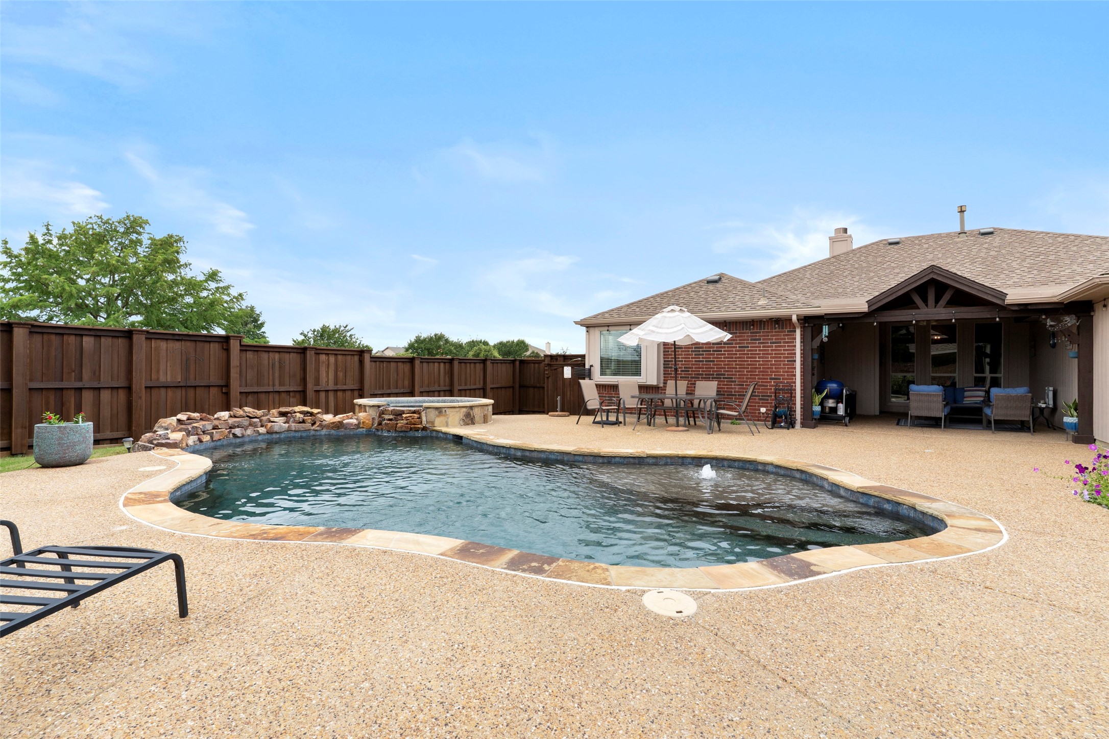 5006 Astor Trail Sachse TX 75048