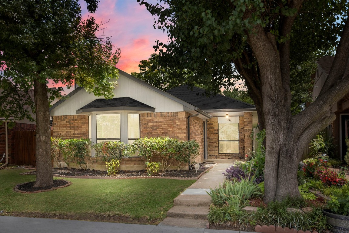 136 Overland Trail Mesquite TX 75149