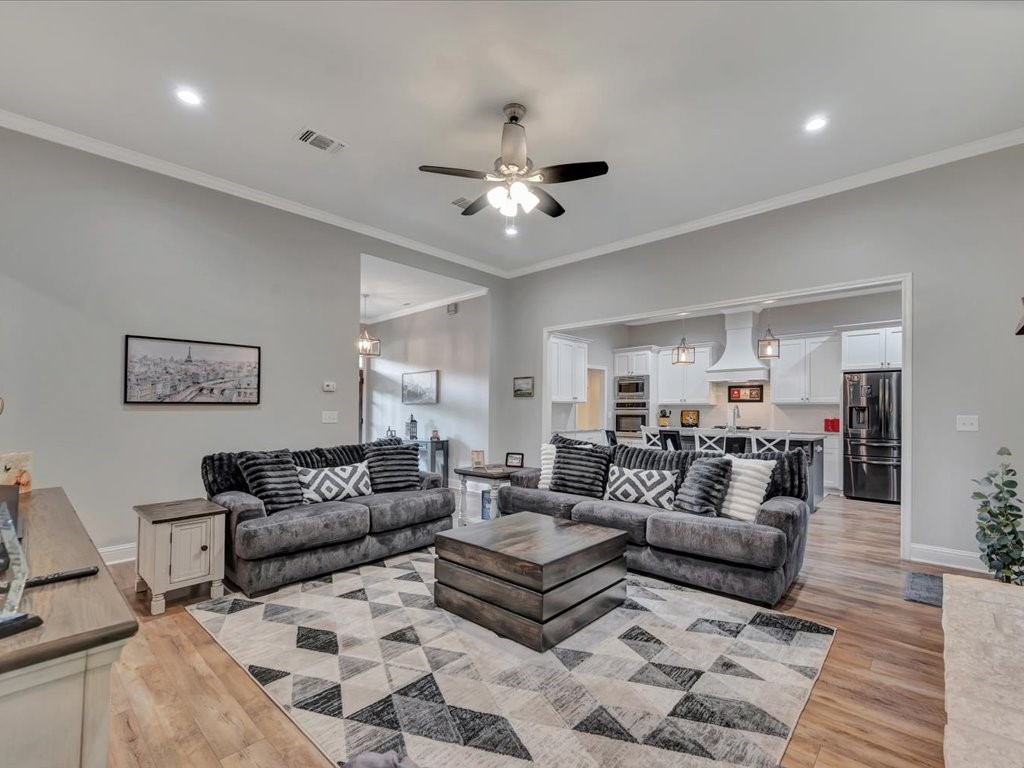 111 Rustic Pines Drive Lufkin TX 75904