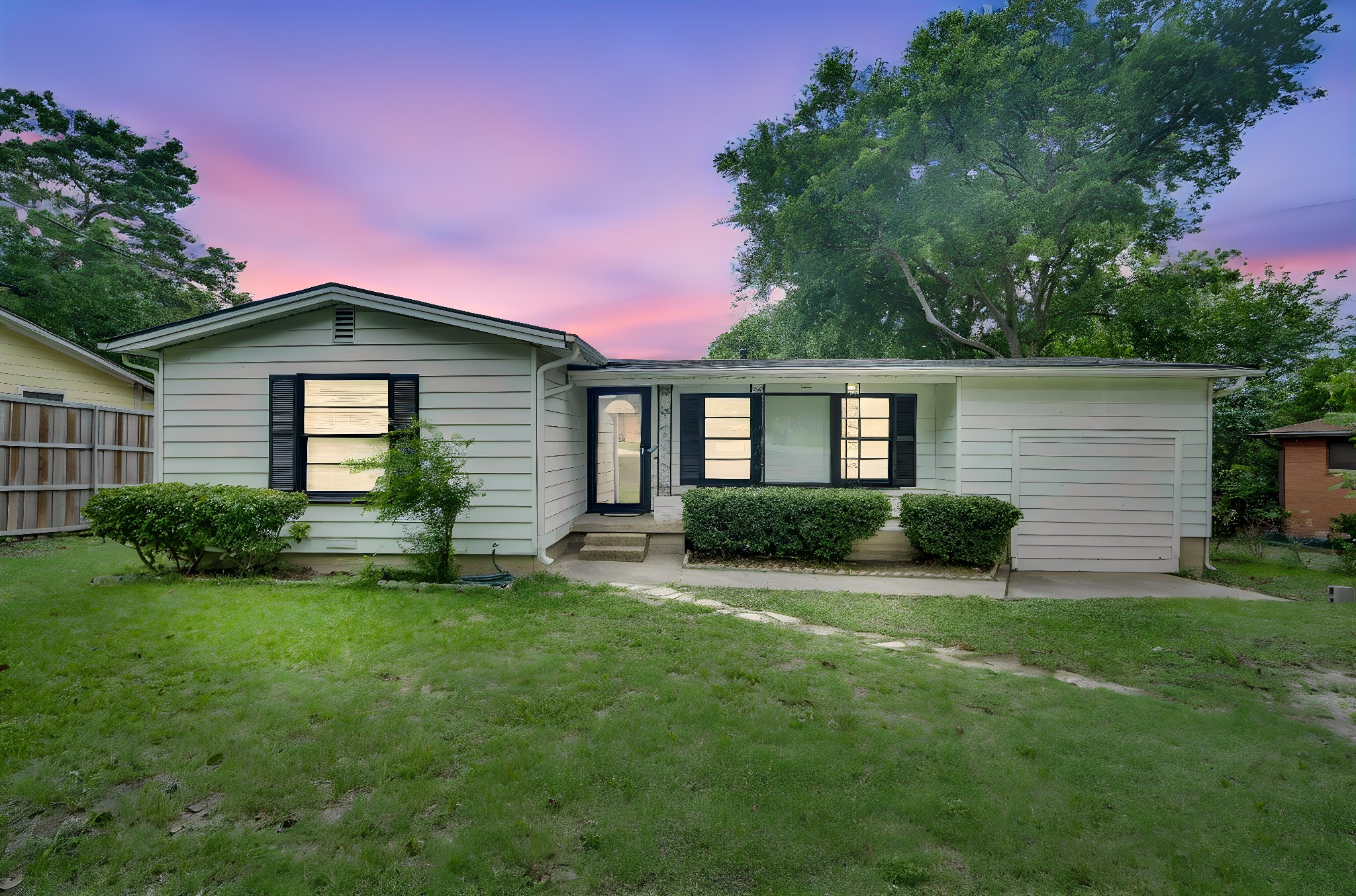 207 N Lyndalyn Avenue Desoto TX 75115