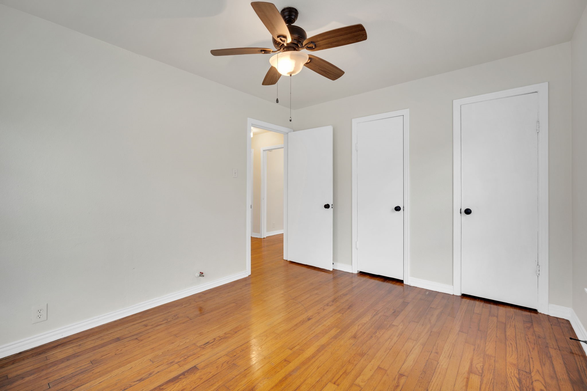207 N Lyndalyn Avenue Desoto TX 75115