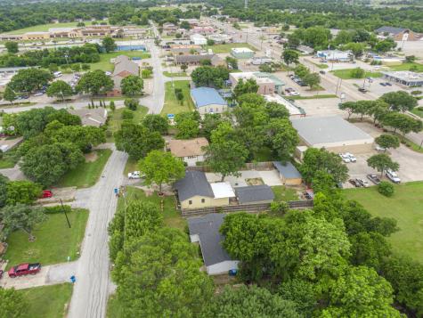 207 N Lyndalyn Avenue Desoto TX 75115