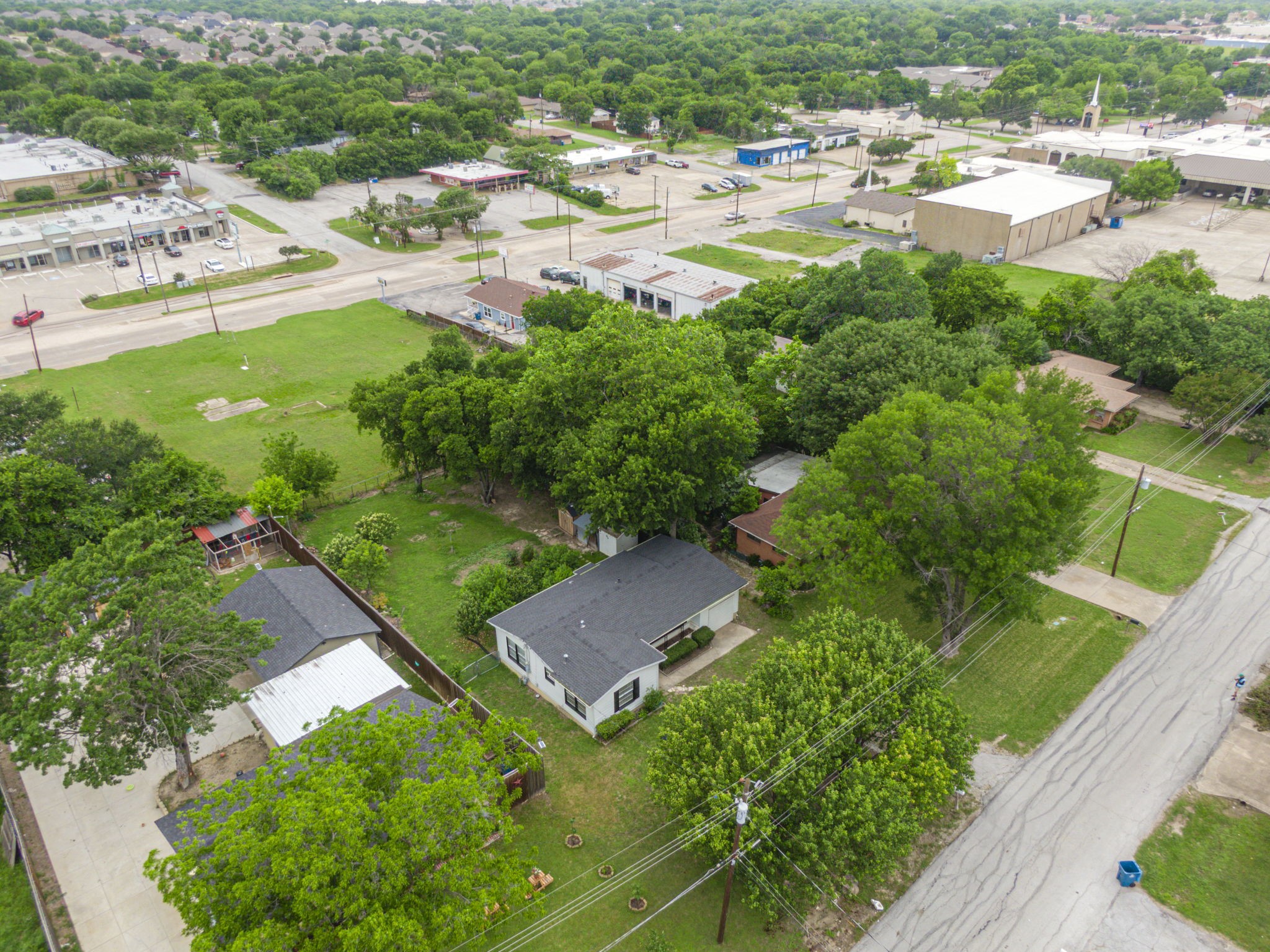 207 N Lyndalyn Avenue Desoto TX 75115