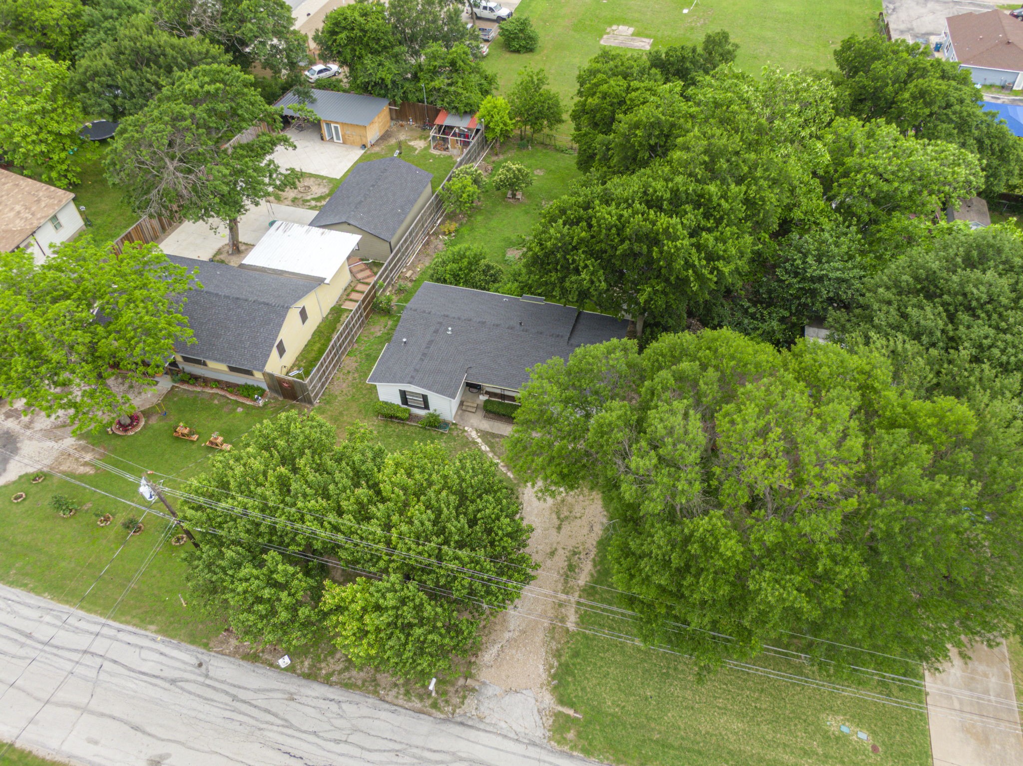 207 N Lyndalyn Avenue Desoto TX 75115