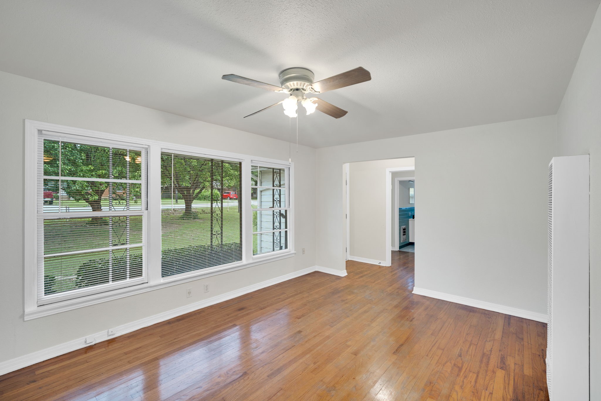 207 N Lyndalyn Avenue Desoto TX 75115