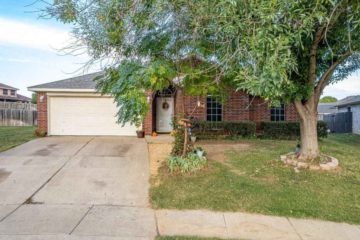7101 Camp Creek Drive Arlington TX 76002