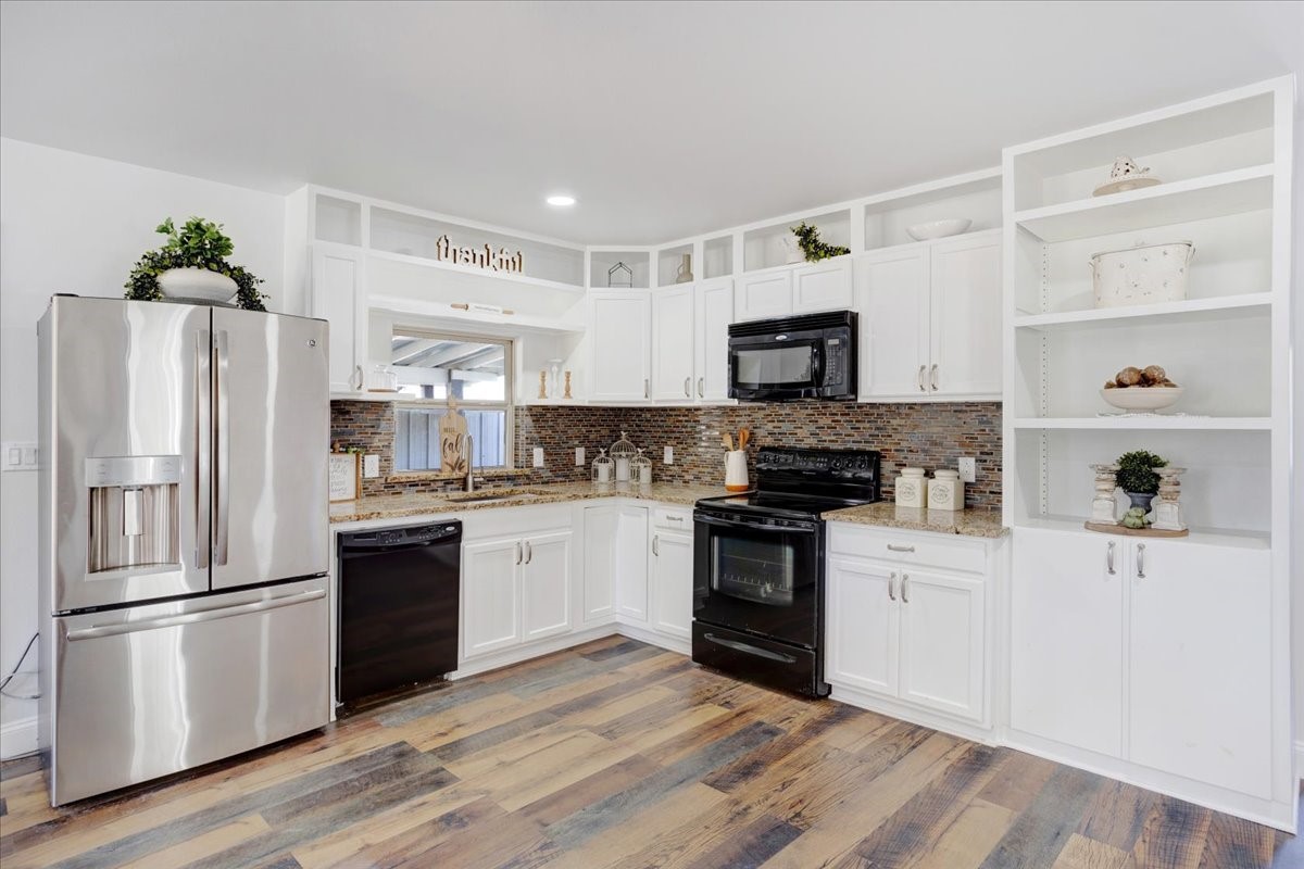 402 W Sam Rayburn Road Ector TX 75439