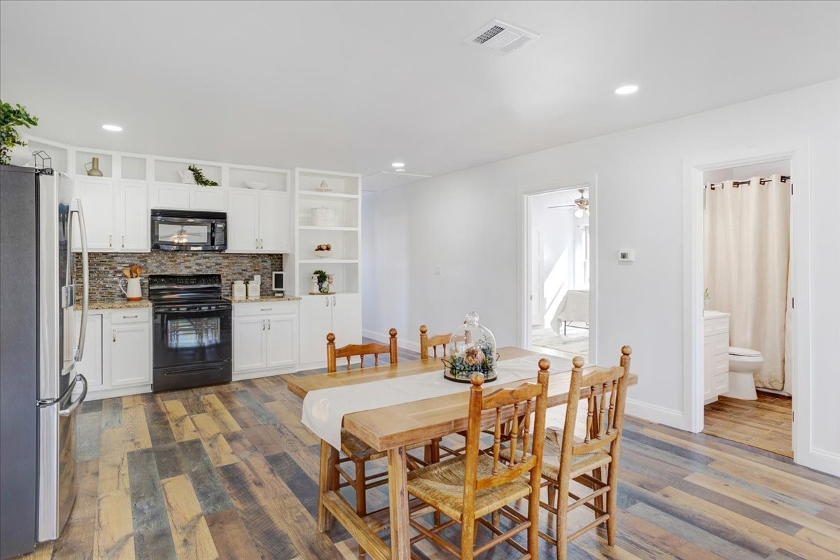 402 W Sam Rayburn Road Ector TX 75439