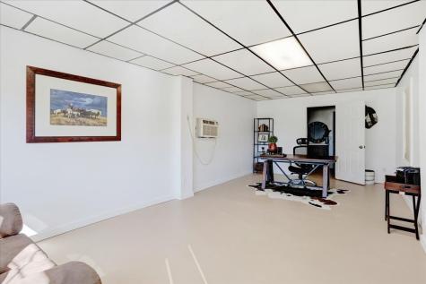 402 W Sam Rayburn Road Ector TX 75439