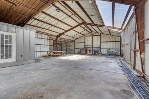 402 W Sam Rayburn Road Ector TX 75439