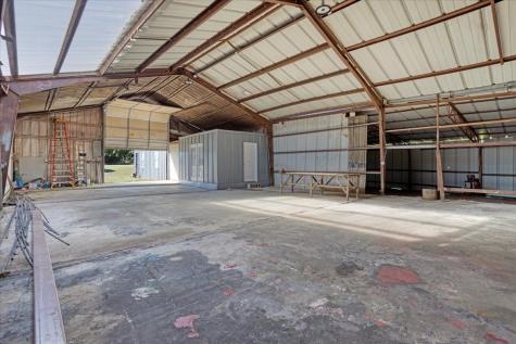 402 W Sam Rayburn Road Ector TX 75439