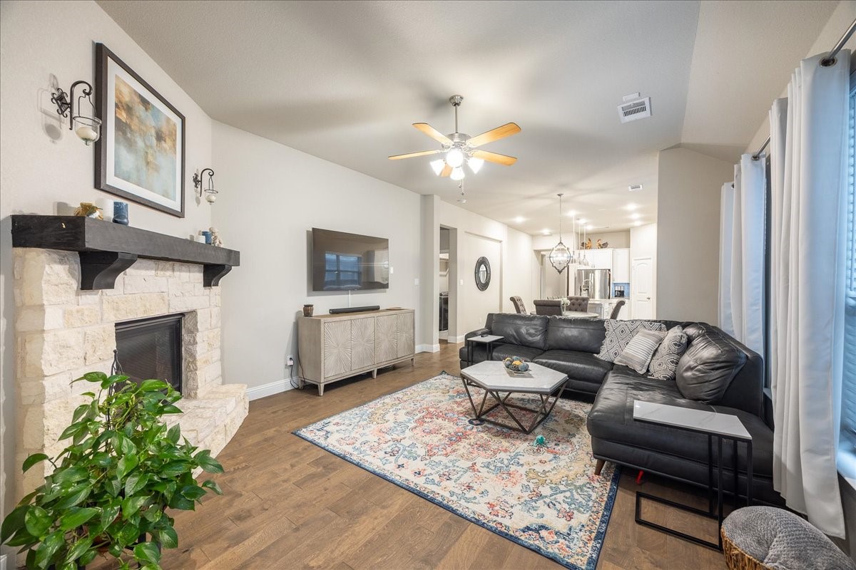 516 Gibbons Creek Trail Mckinney TX 75071