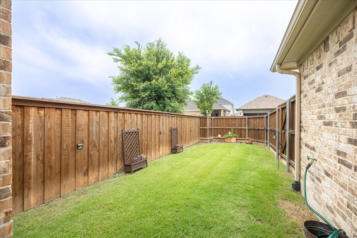 516 Gibbons Creek Trail Mckinney TX 75071