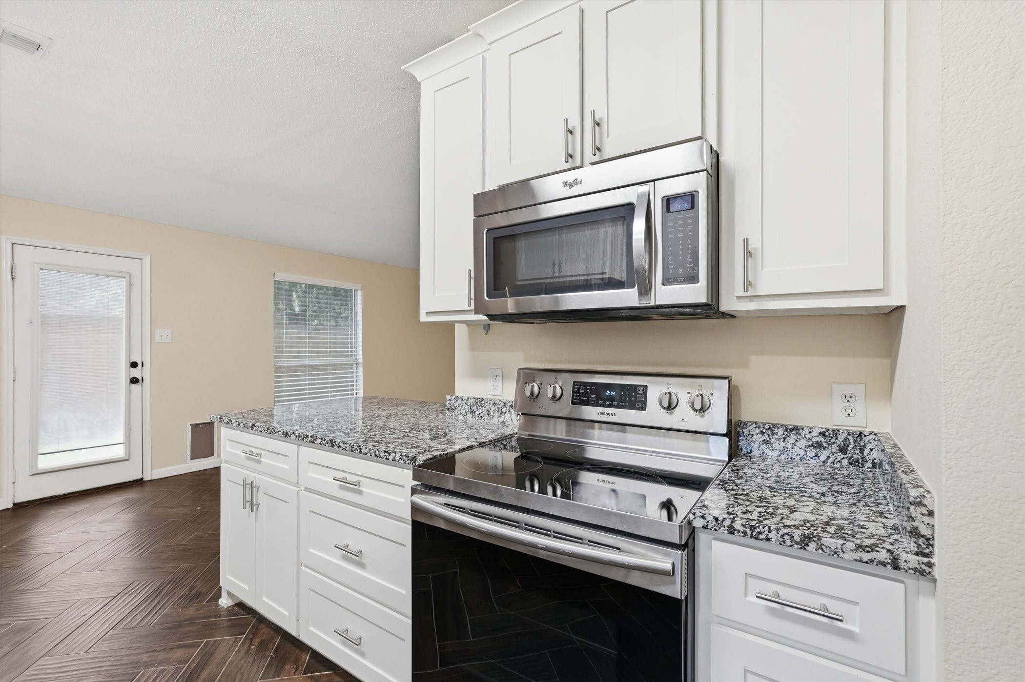 507 Clairmont Street Farmersville TX 75442