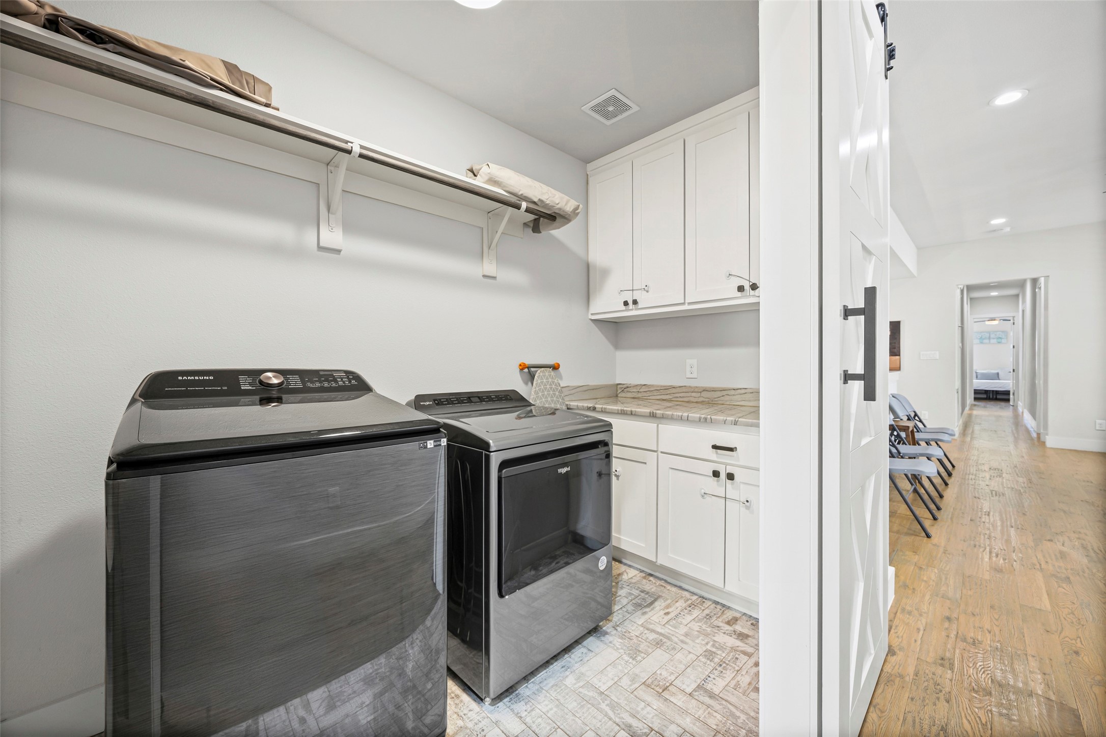 2011 N Prairie Avenue Dallas TX 75204