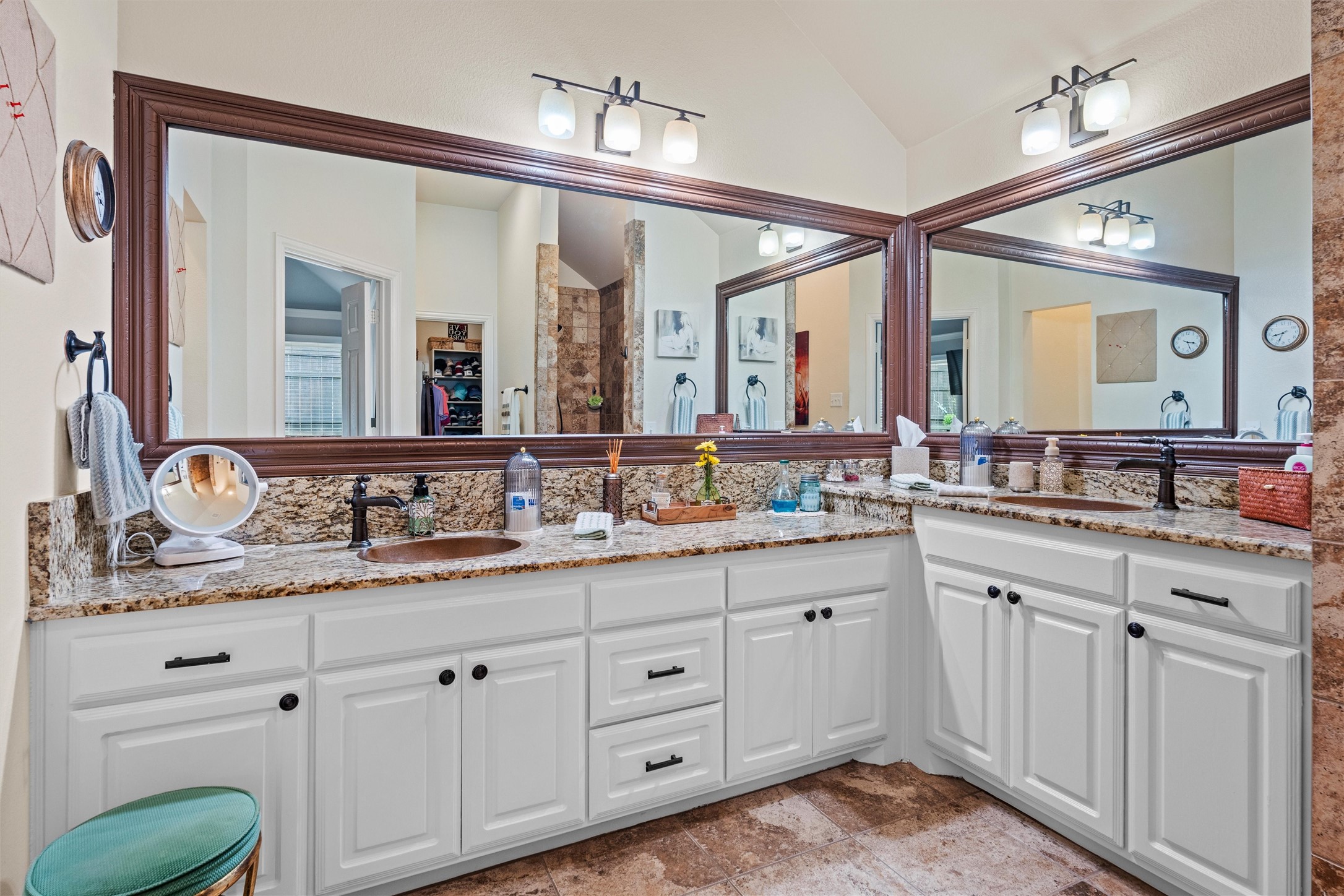 105 Daisey Lane Justin TX 76247
