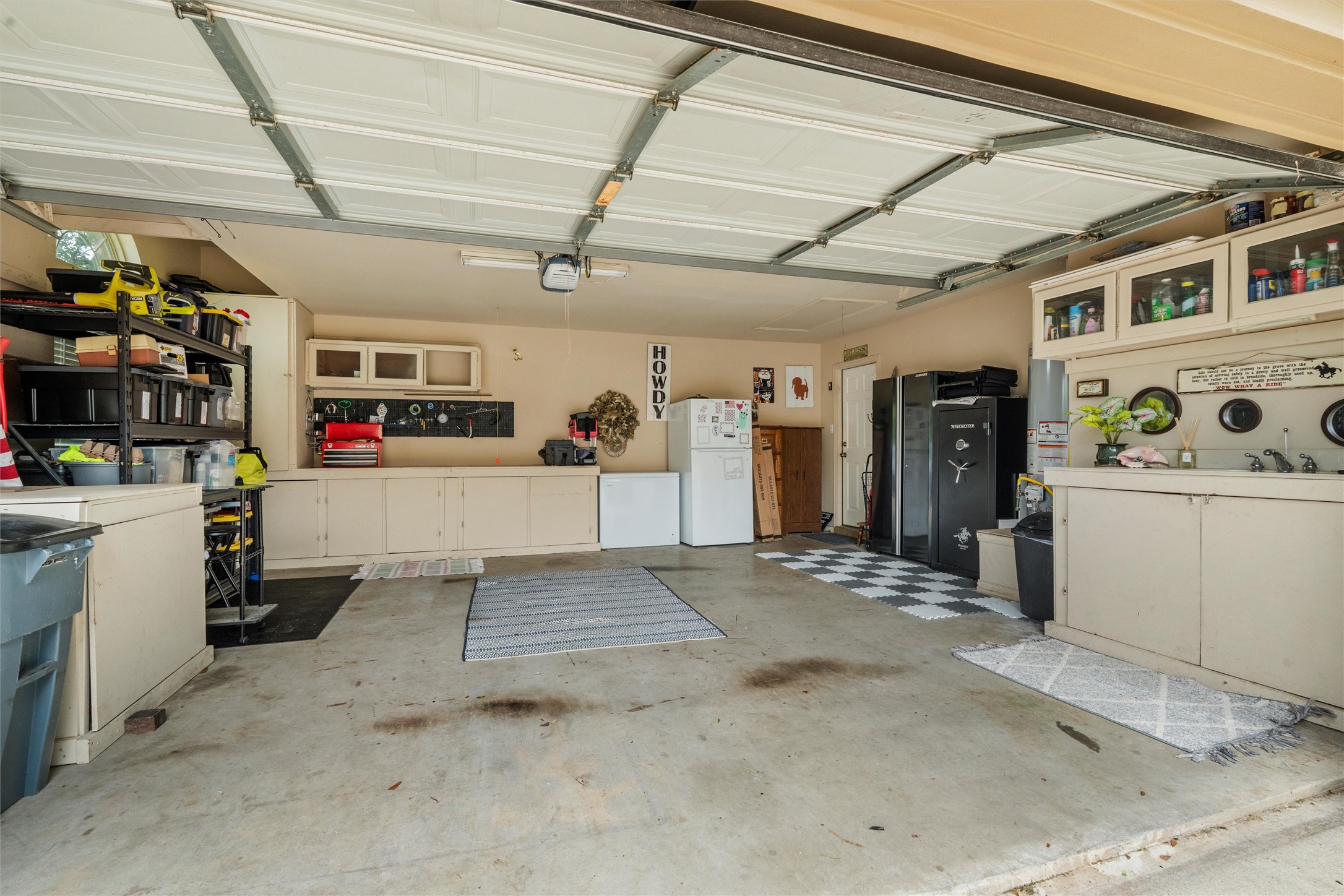 105 Daisey Lane Justin TX 76247