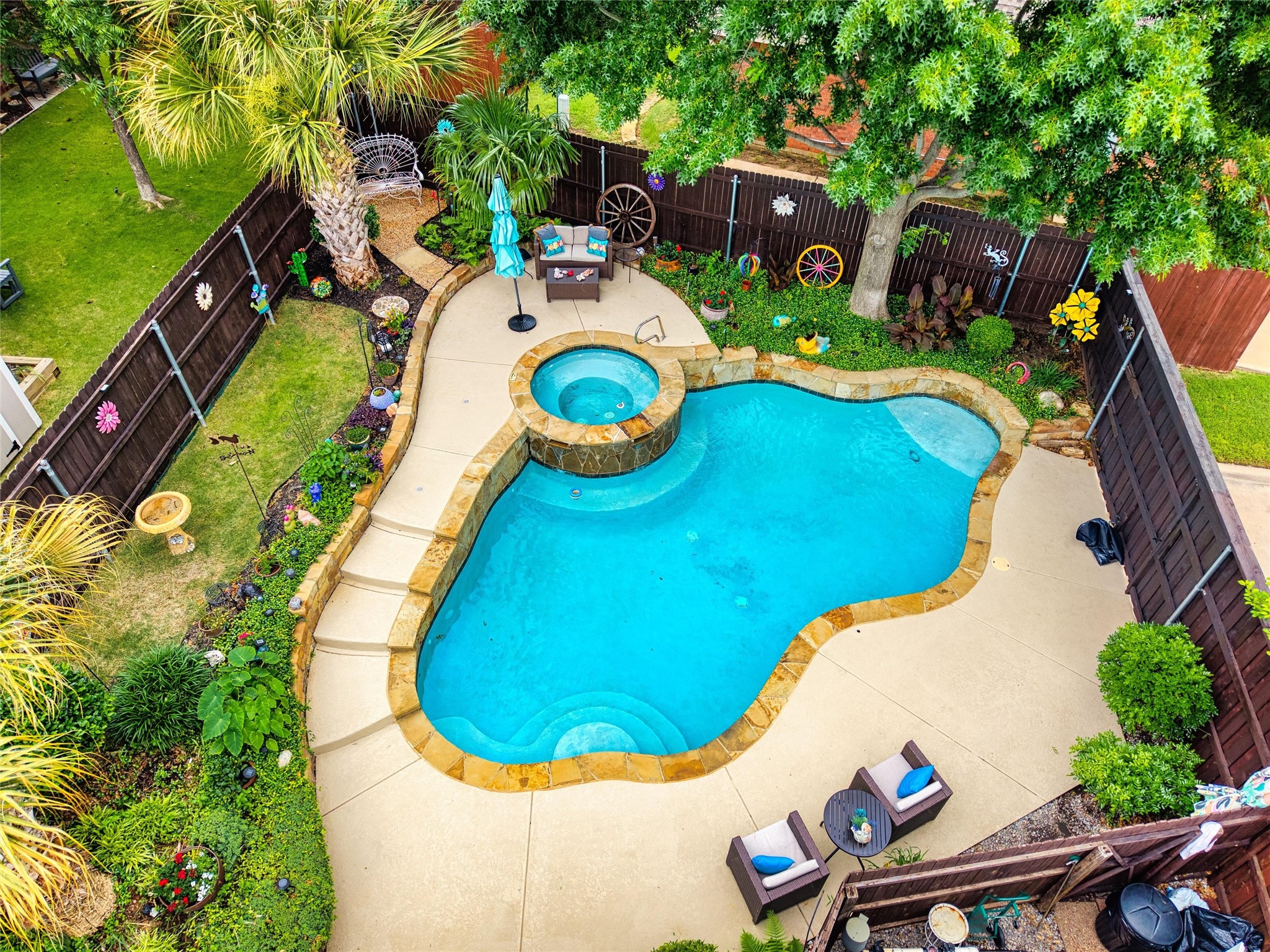 105 Daisey Lane Justin TX 76247