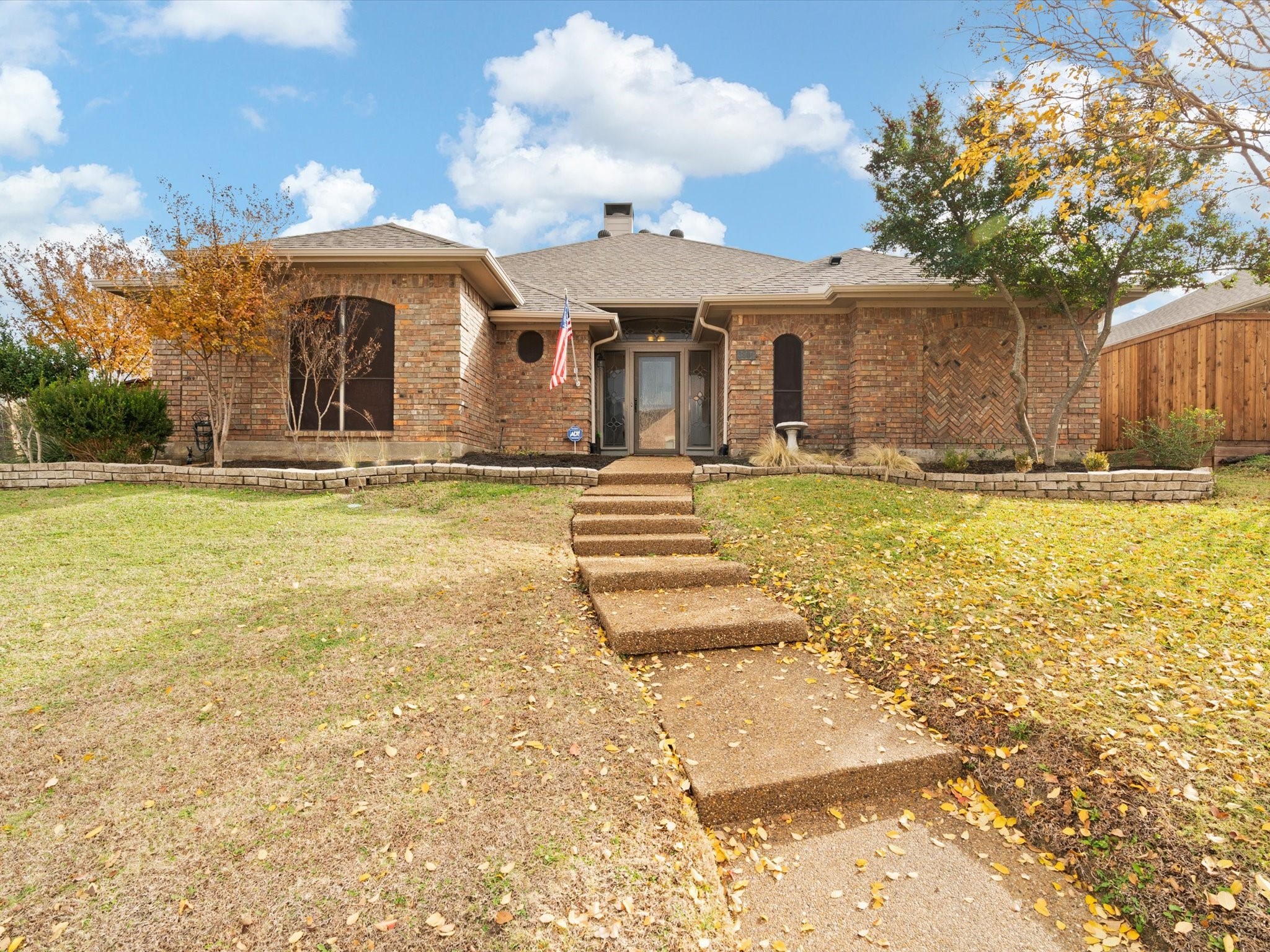 3804 Elizabeth Drive Carrollton TX 75007