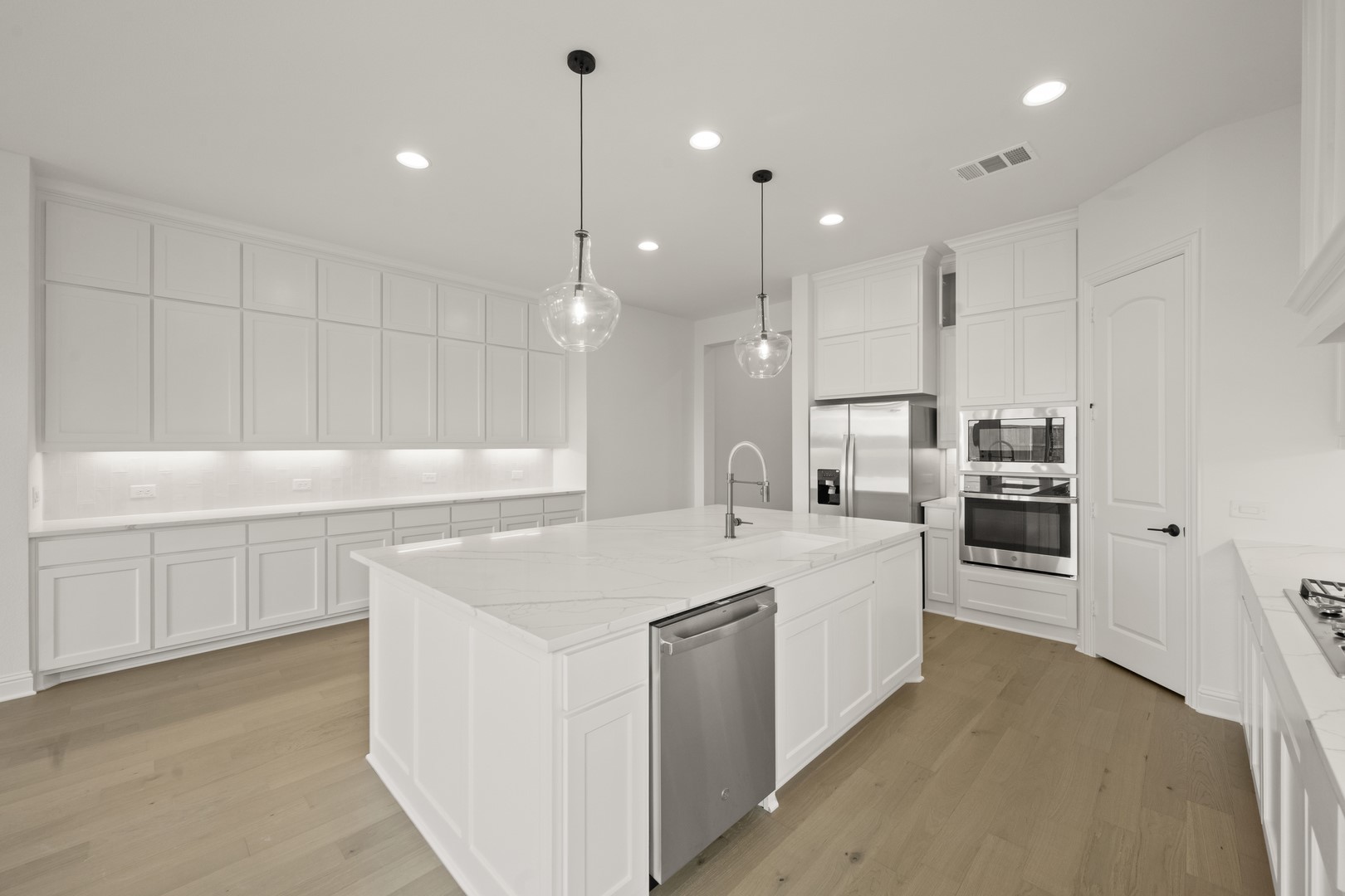 1845 Rough Ridge Trail Midlothian TX 76065
