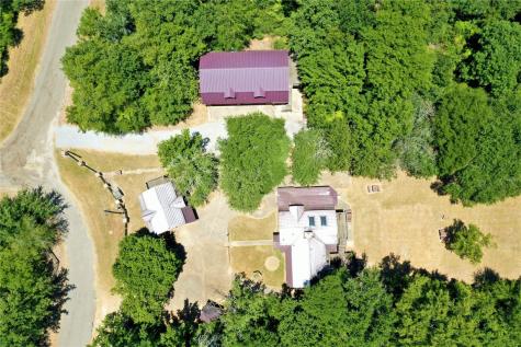 476 Lcr 759 Groesbeck TX 76642