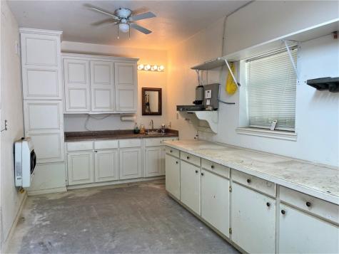 476 Lcr 759 Groesbeck TX 76642