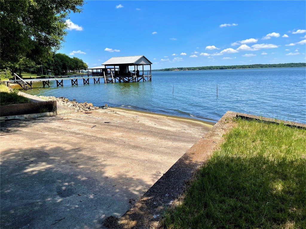 476 Lcr 759 Groesbeck TX 76642