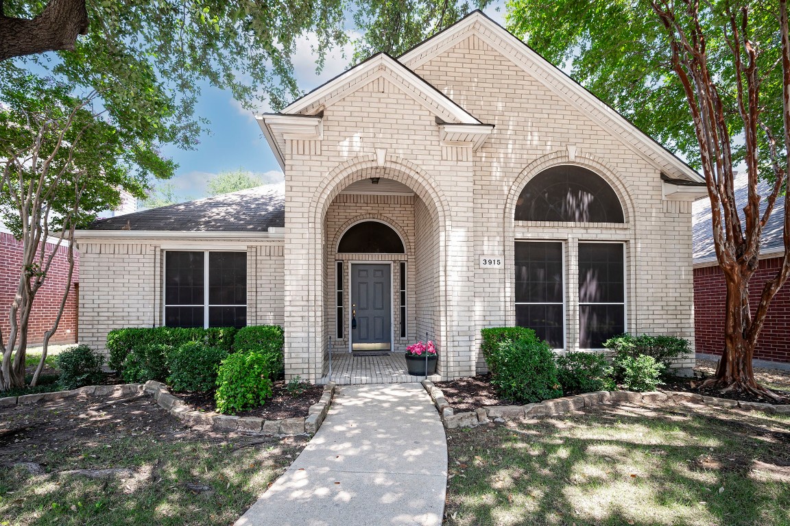 3915 Stockton Lane Dallas TX 75287