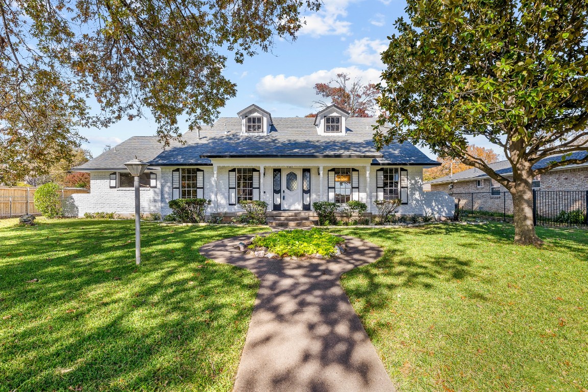 3817 Shady Hollow Lane Dallas TX 75233