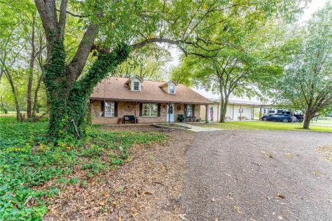 311 Ep Dawson Road Maypearl TX 76064