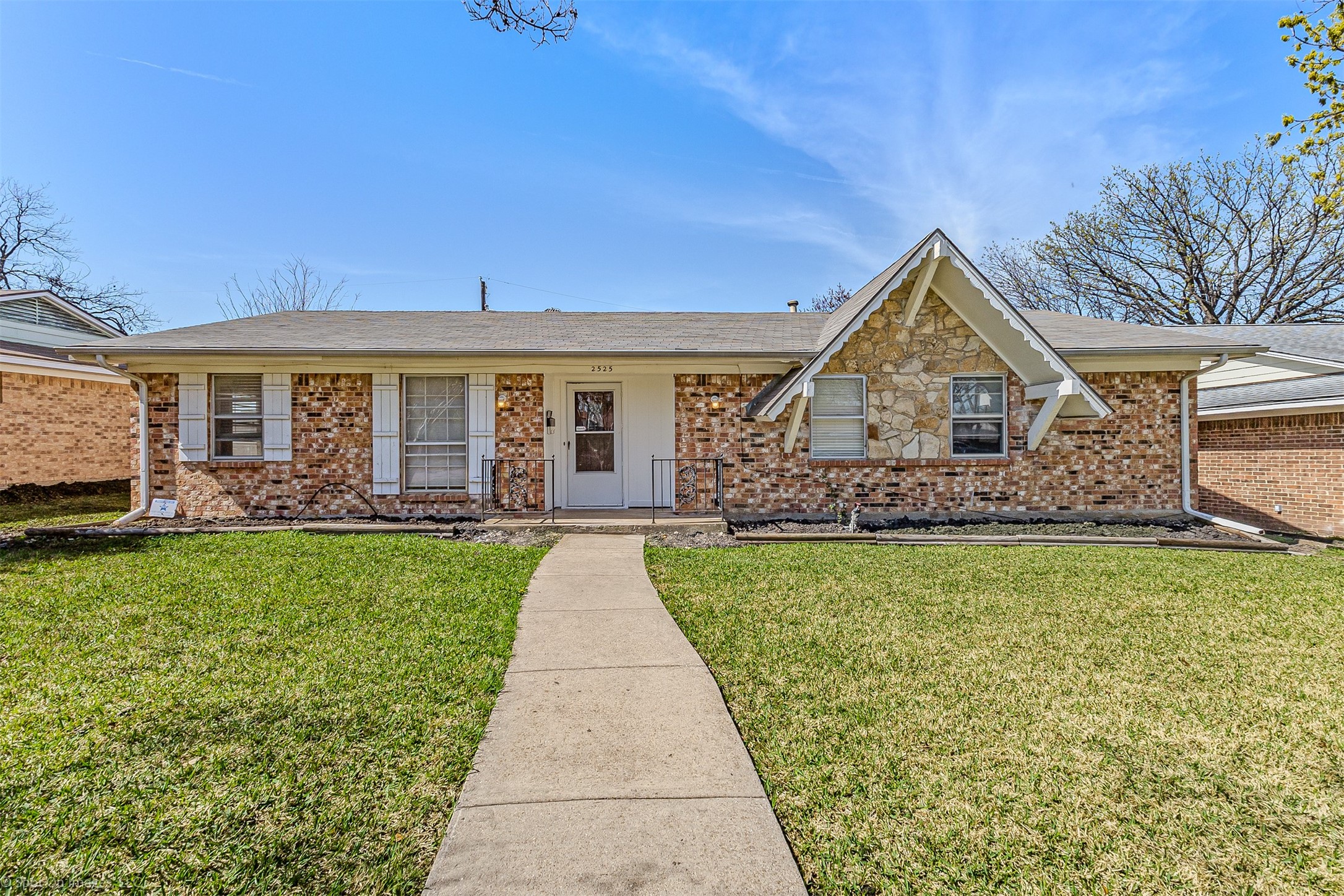 2525 Belhaven Drive Mesquite TX 75150