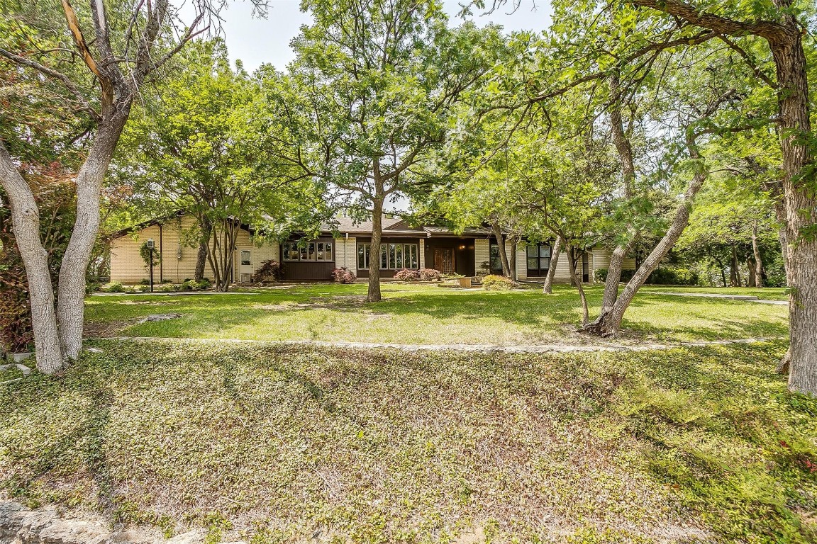 721 Verna Trail N Fort Worth TX 76108