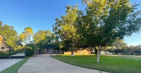 261 Timberlake Drive Azle TX 76020
