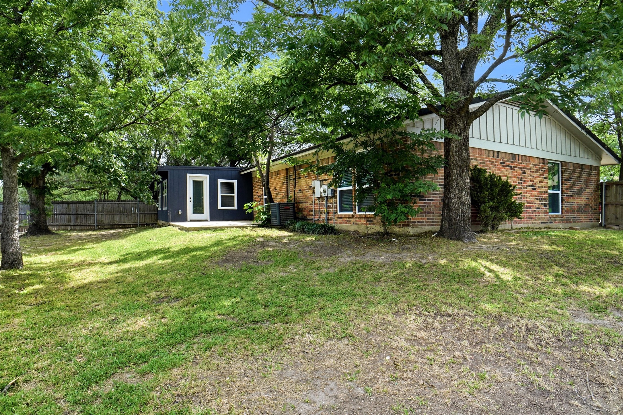261 Timberlake Drive Azle TX 76020