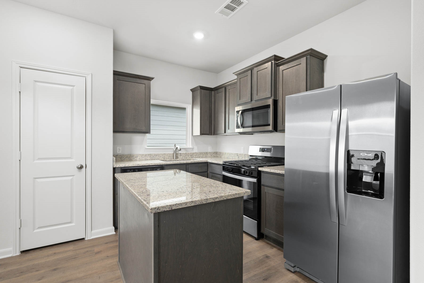 1549 Harvester Drive Fort Worth TX 76140