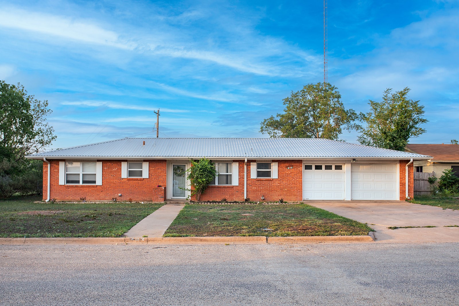 403 W China Street Brady TX 76825