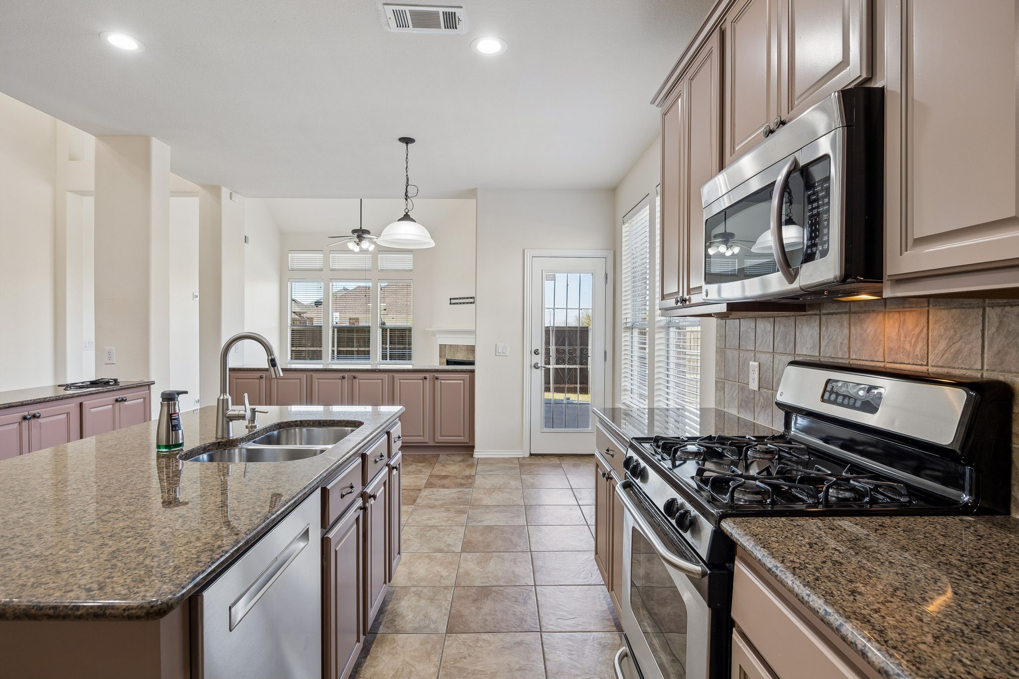 5193 Rolling Hills Drive Frisco TX 75036