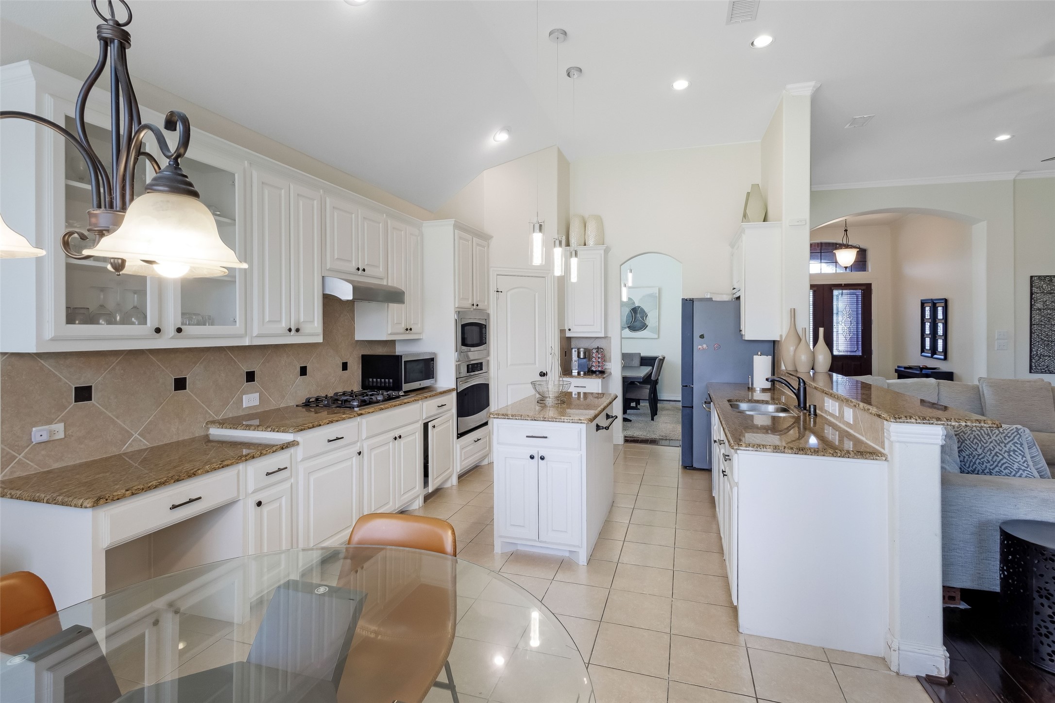 3001 Knightsbridge Lane Garland TX 75043