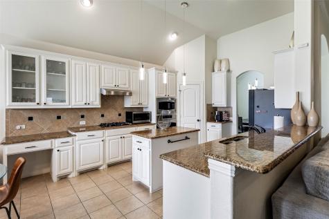 3001 Knightsbridge Lane Garland TX 75043