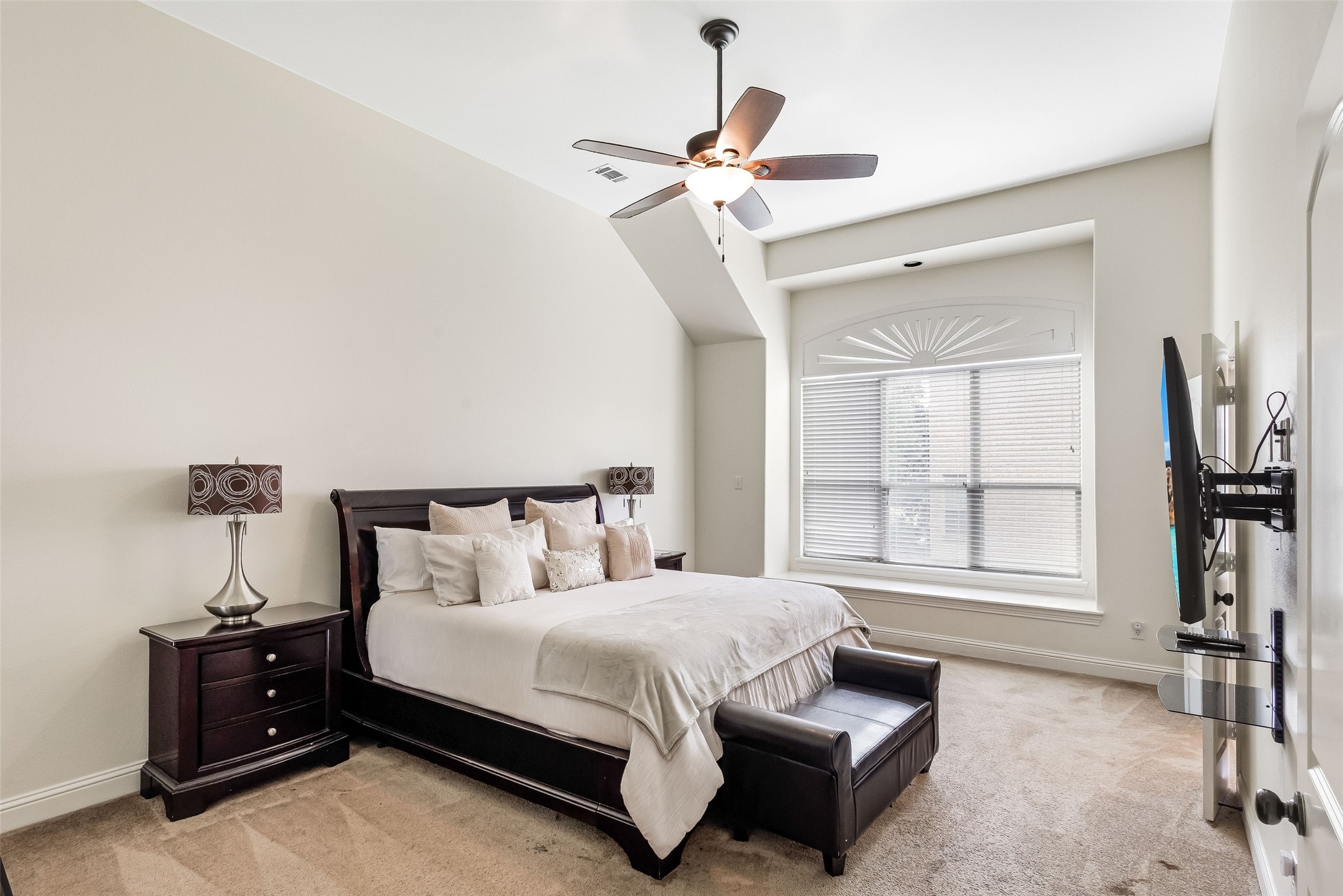 3001 Knightsbridge Lane Garland TX 75043