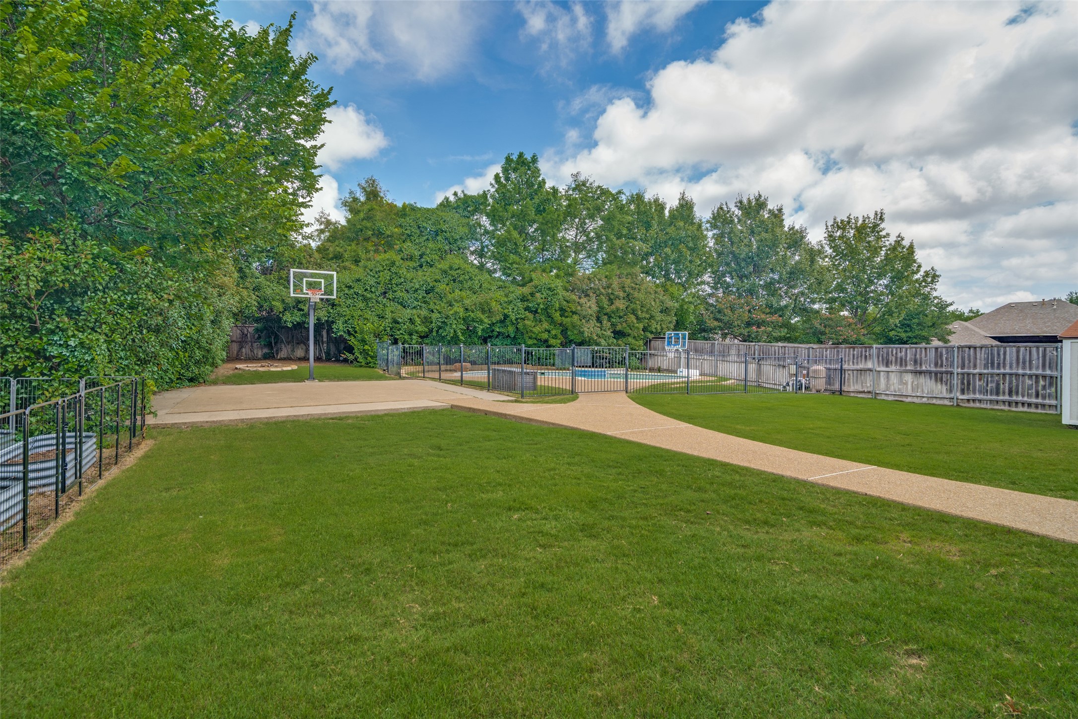 414 Love Bird Lane Murphy TX 75094