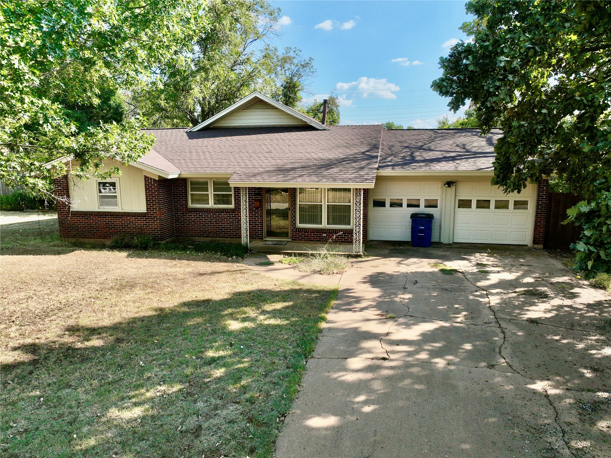 1307 Sycamore Street Breckenridge TX 76424