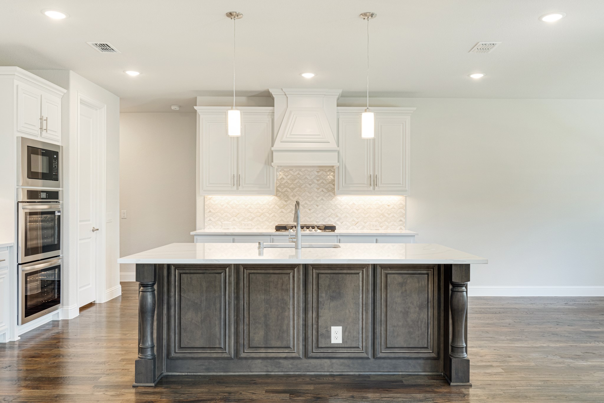 1105 Cardinal Drive Midlothian TX 76065