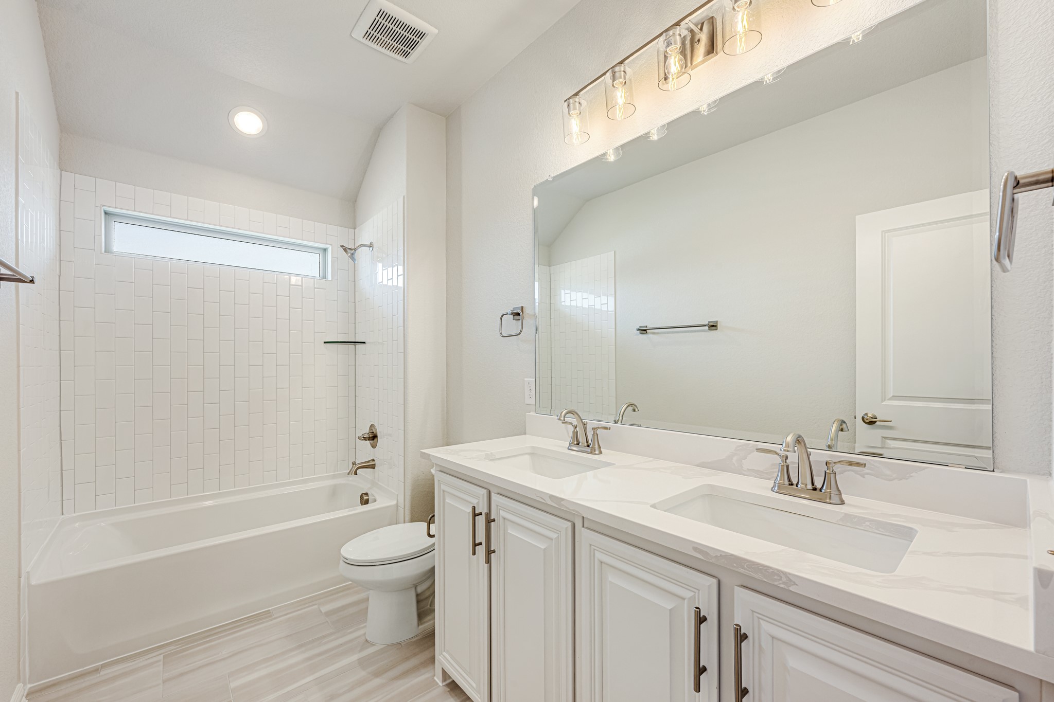 1105 Cardinal Drive Midlothian TX 76065