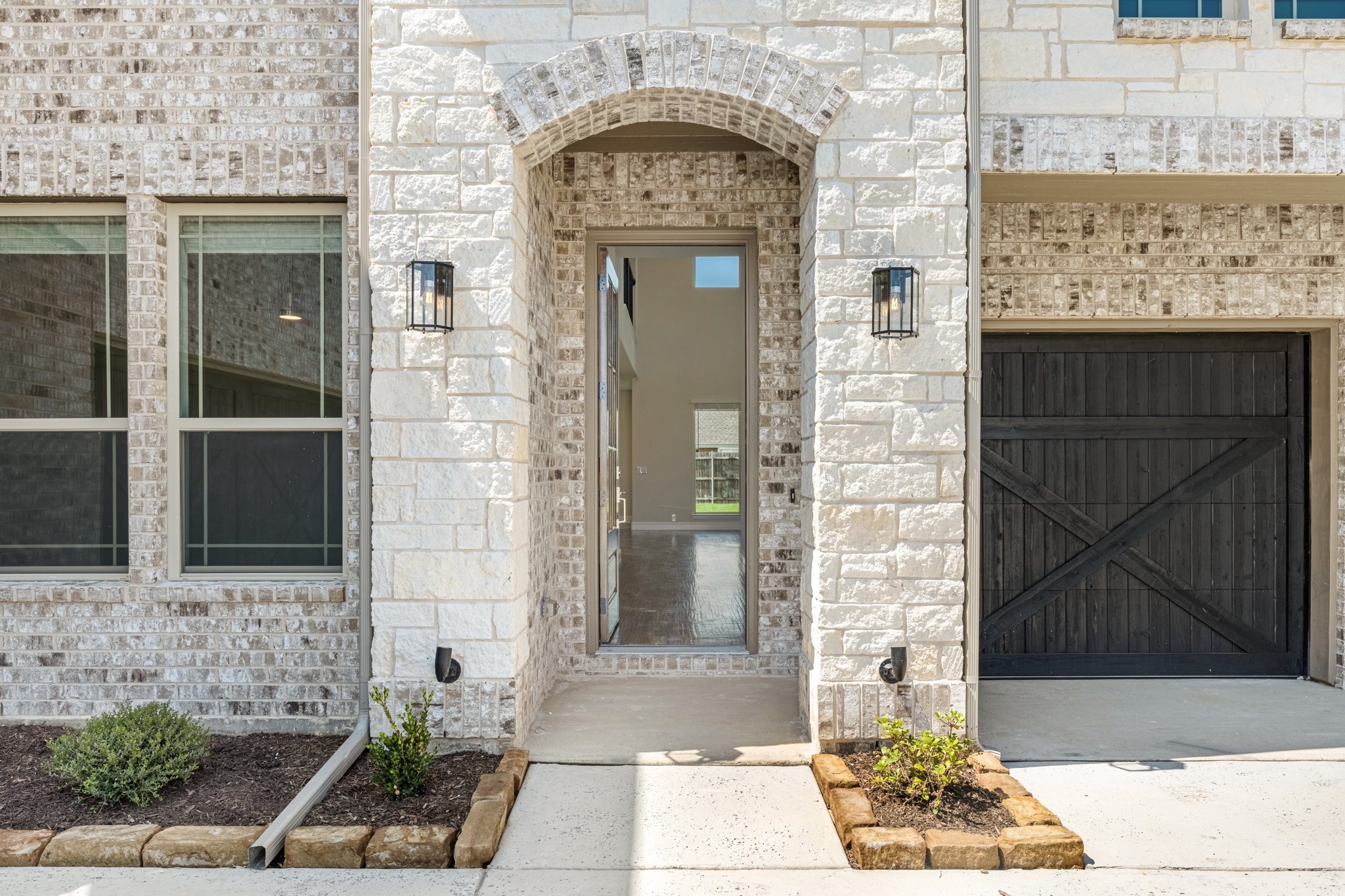 1105 Cardinal Drive Midlothian TX 76065