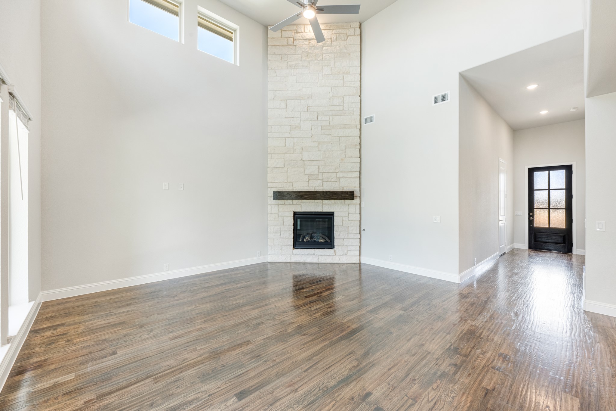 1105 Cardinal Drive Midlothian TX 76065
