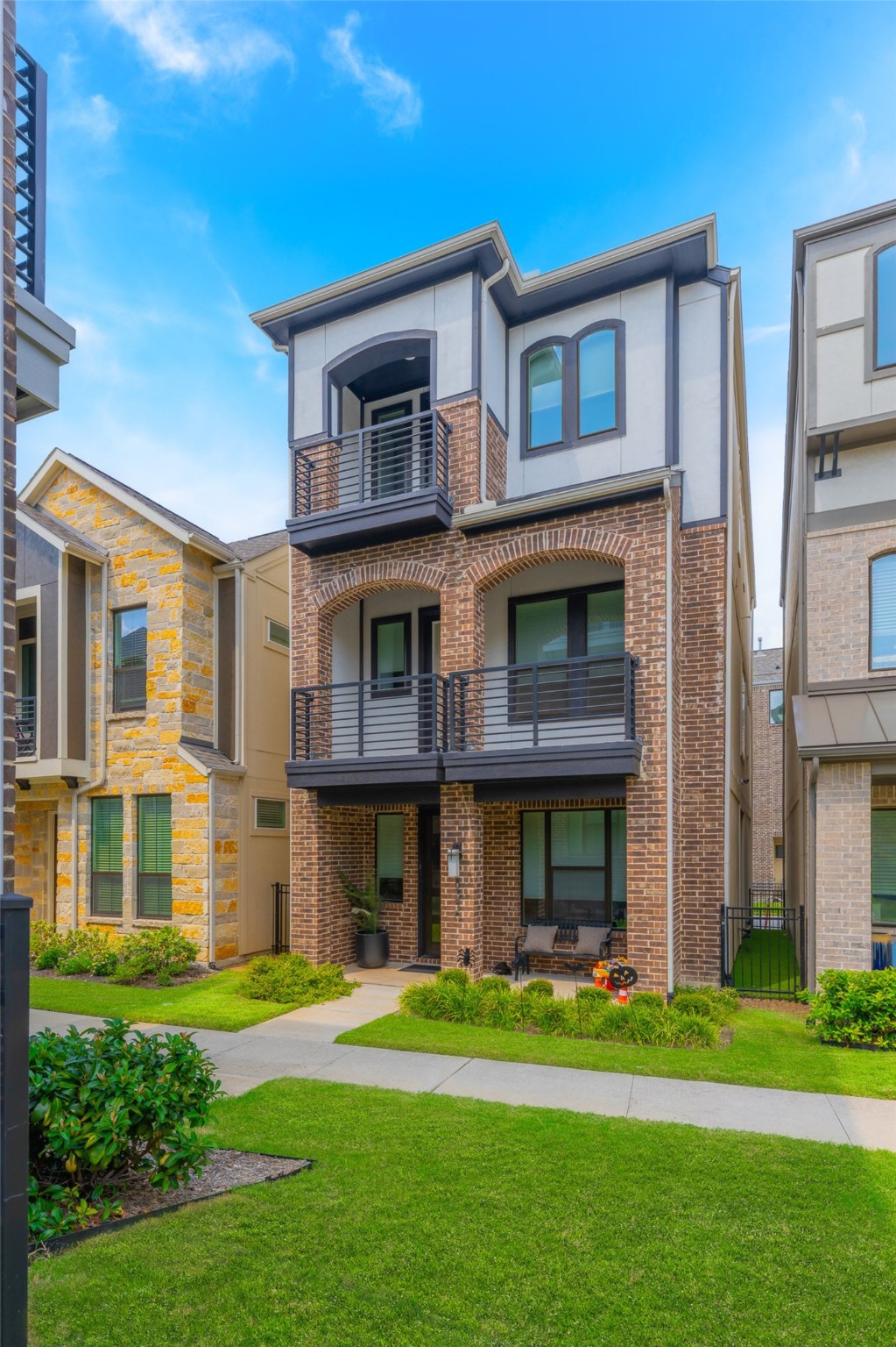 8256 Milroy Lane Dallas TX 75231