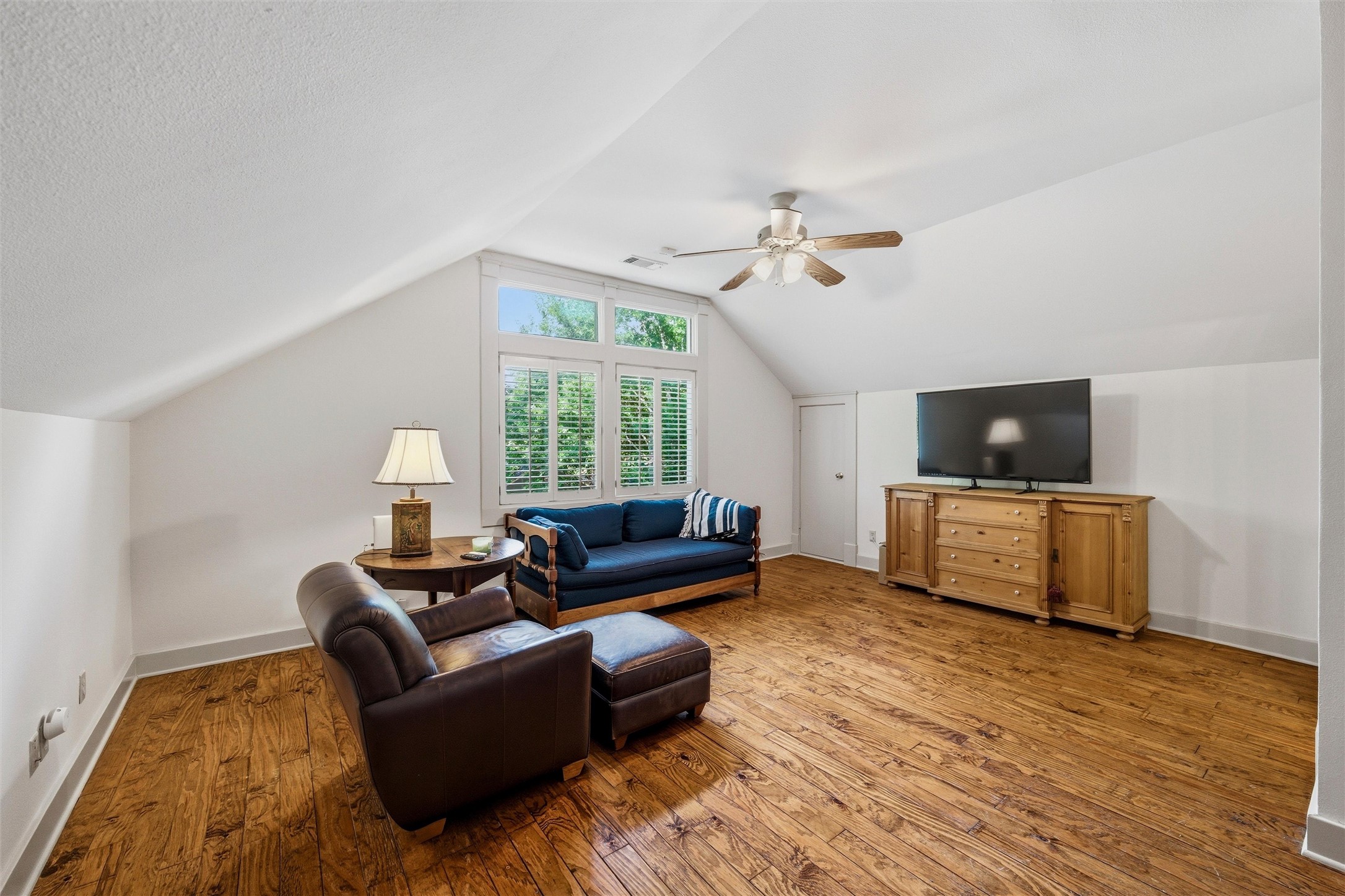 311 E Marvin Avenue Waxahachie TX 75165